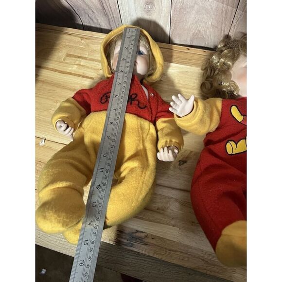 Disney Ashton-Drake Cindy McClure 18" Porcelain Dolls Winnie The Pooh Numbered - Picture 11 of 11